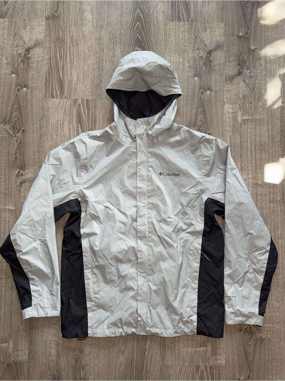Columbia Men's Hooded Rain Jacket - Light Gray & Black